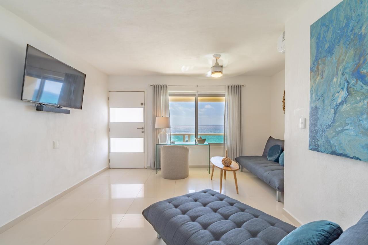 Ocean View Three Bedroom, Three Story Penthouse By The Beach Cancun Bagian luar foto