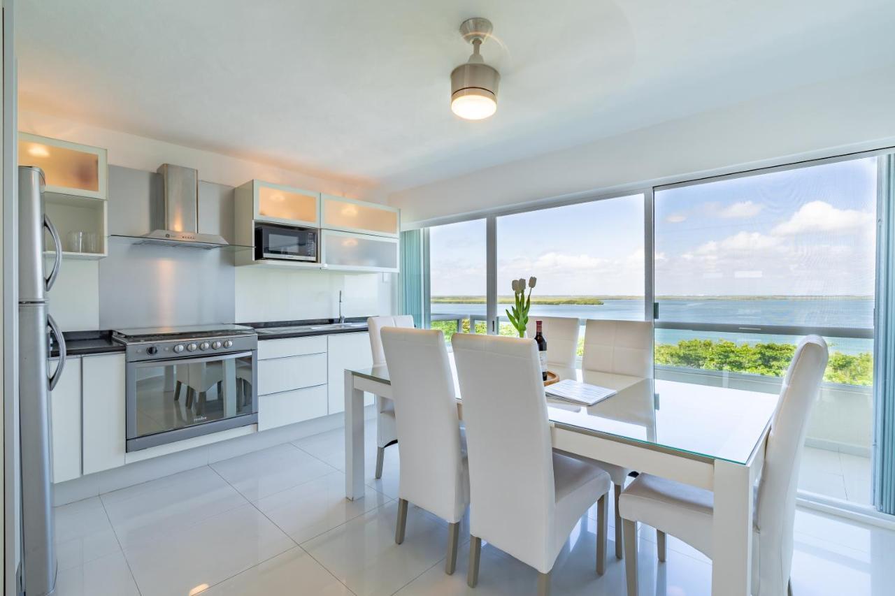 Ocean View Three Bedroom, Three Story Penthouse By The Beach Cancun Bagian luar foto