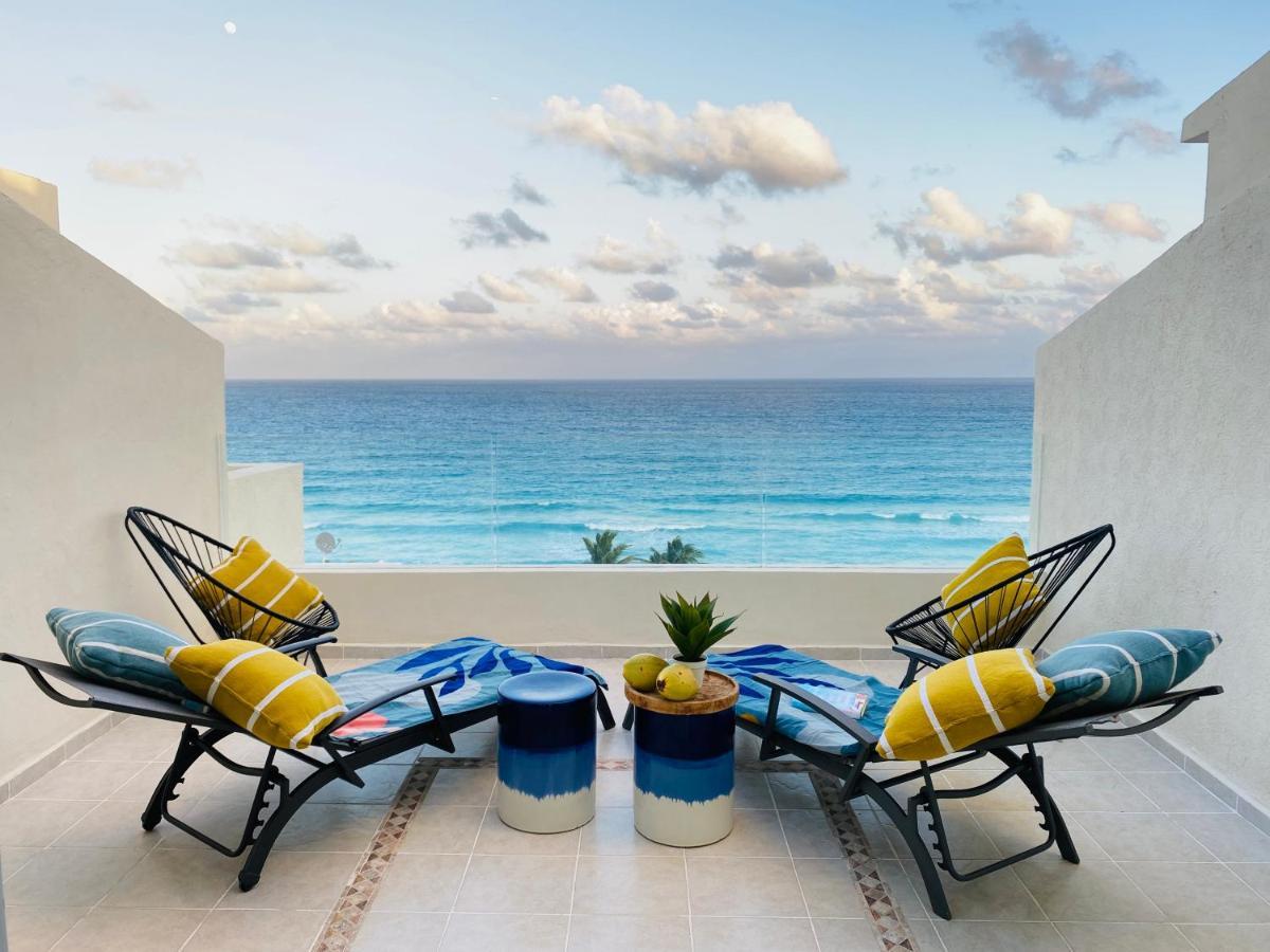 Ocean View Three Bedroom, Three Story Penthouse By The Beach Cancun Bagian luar foto