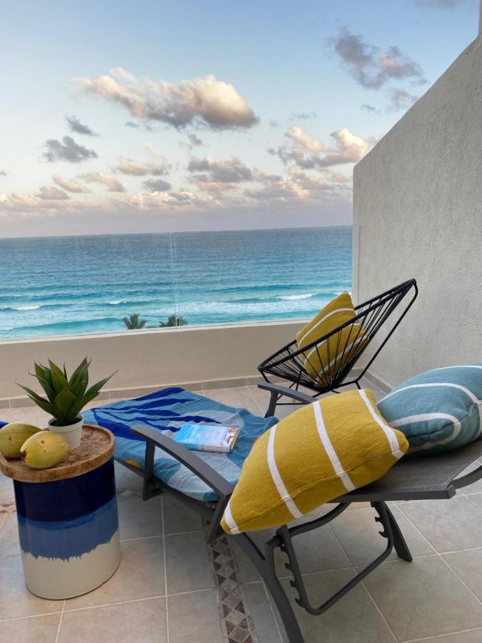 Ocean View Three Bedroom, Three Story Penthouse By The Beach Cancun Bagian luar foto